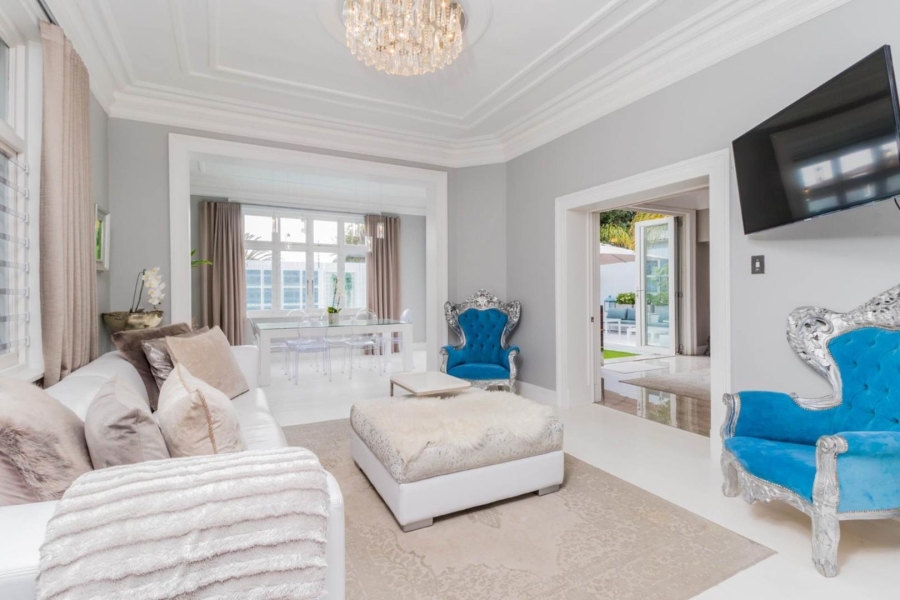 3 Bedroom Property for Sale in Fresnaye Western Cape